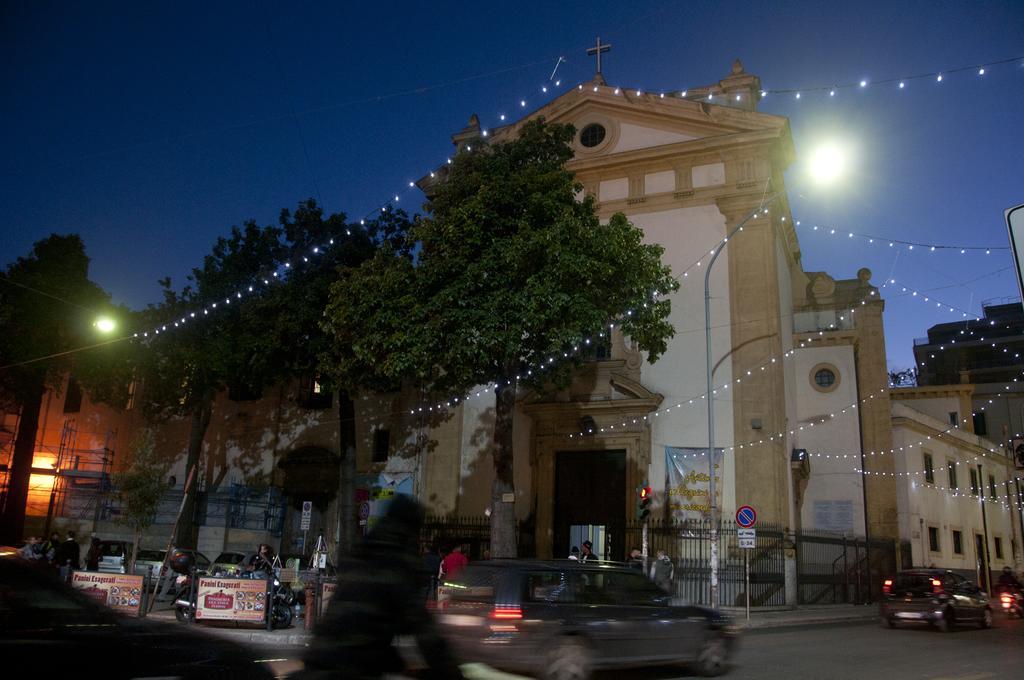 Affittacamere Vittoria Palermo Buitenkant foto